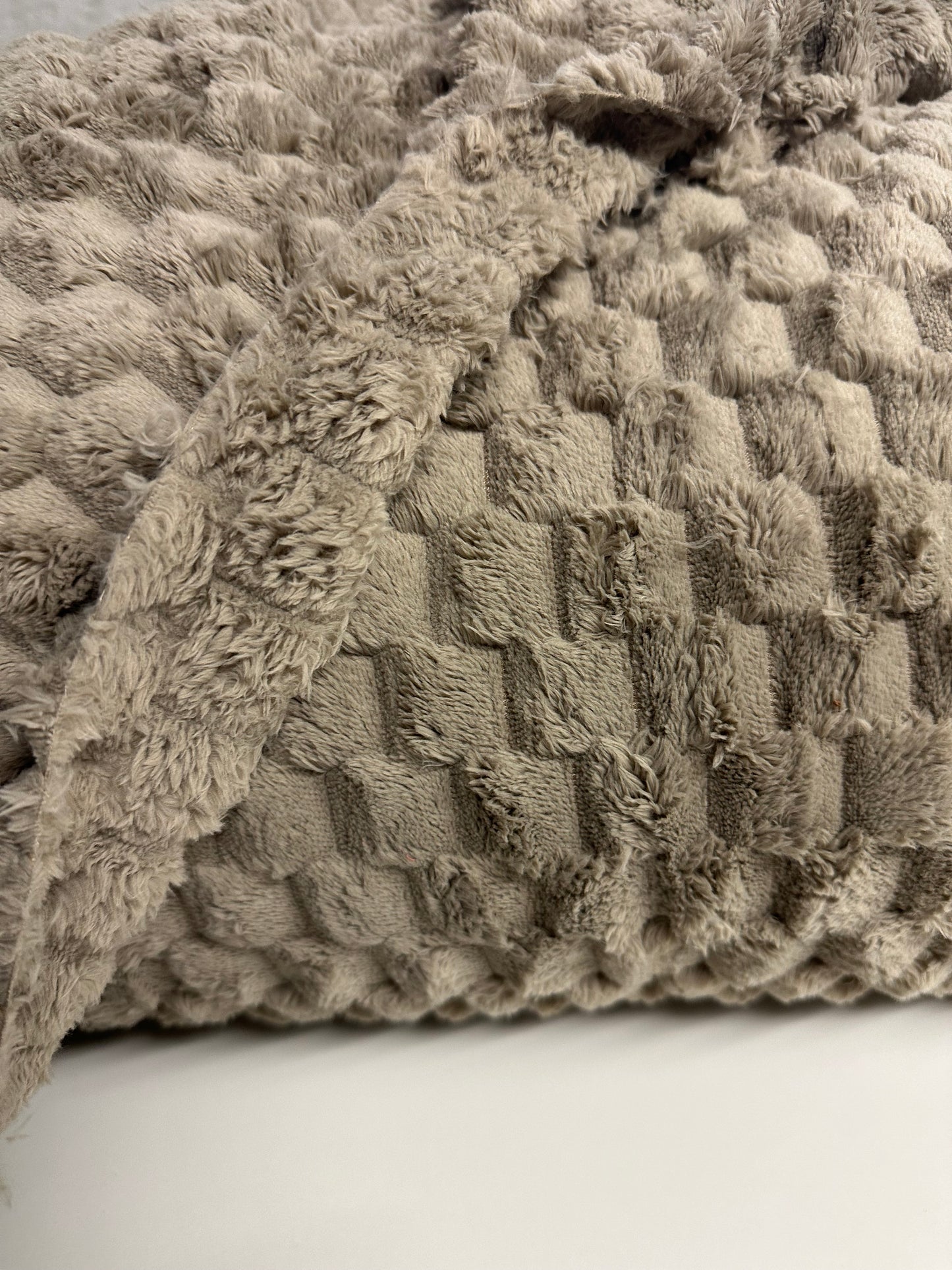 Teddy Honeycomb Taupe